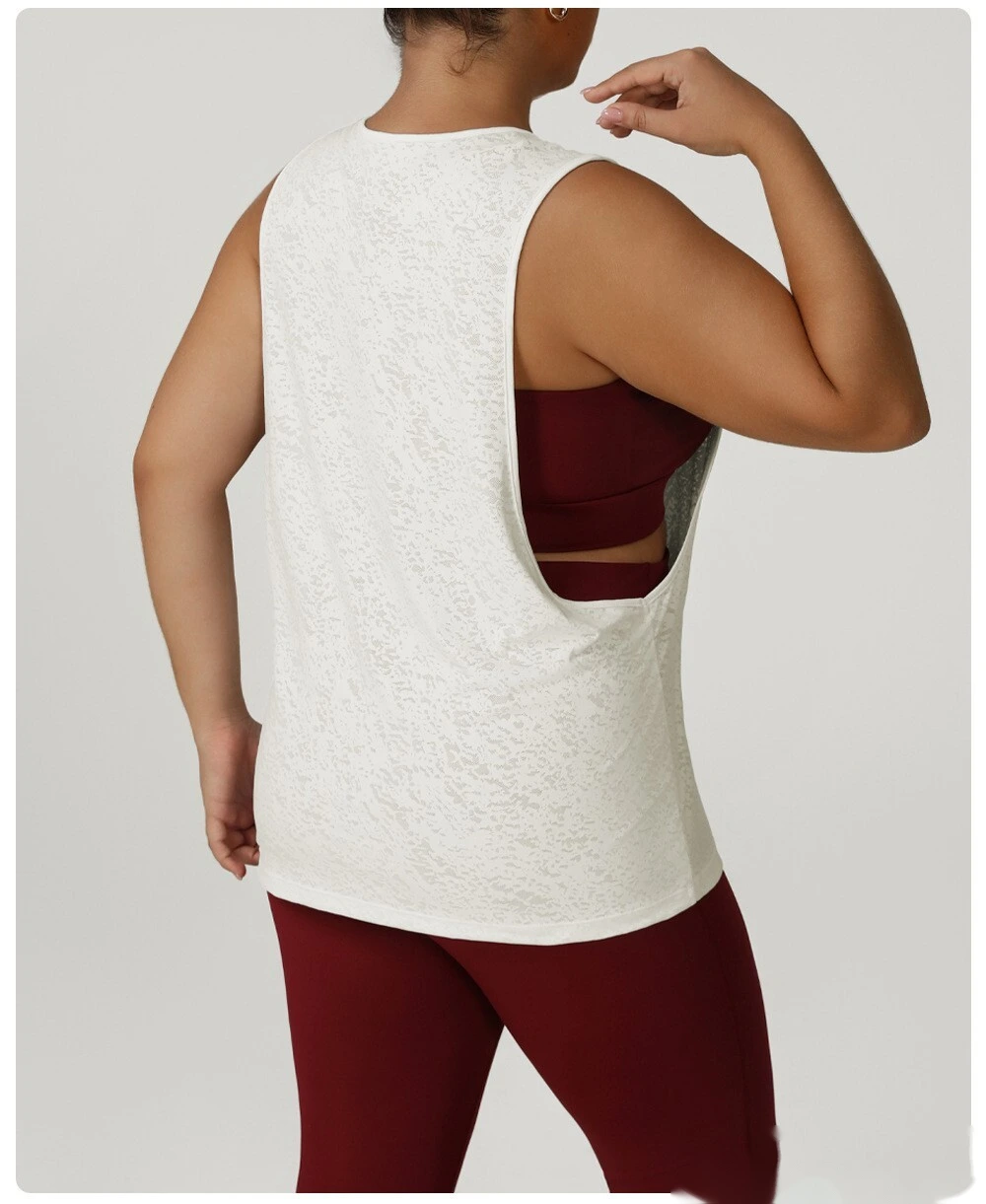 Plus size sleeveless leisure sports shirt round neck breathable yoga vest running training blouse detail