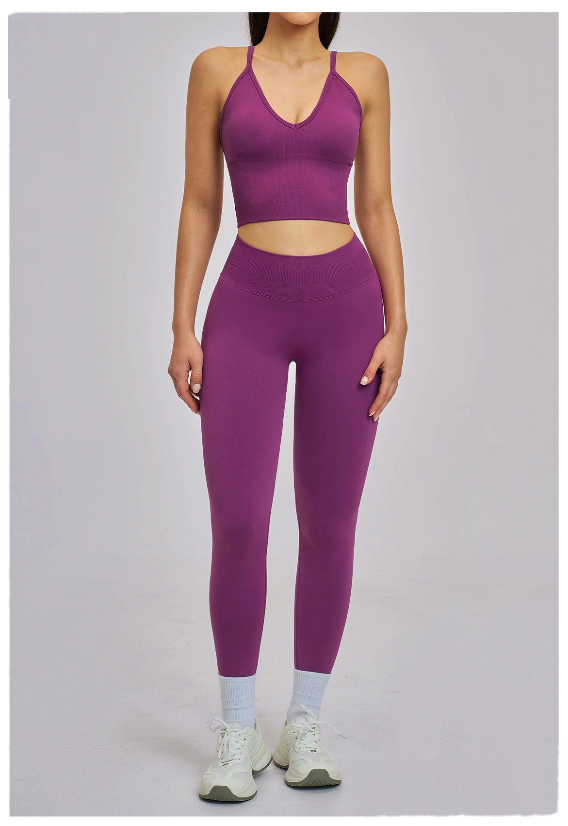 Custom Women’s Seamless 2 Piece Yoga Set Racerback Beauty Back Crop Top High Stretch Running Activewear detail