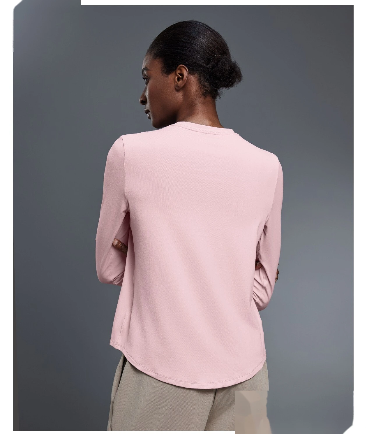 Customizable Women's Autumn Fitness T-Shirt | Crew Neck, Loose Slim, Long-Sleeve Yoga & Sport Style detail