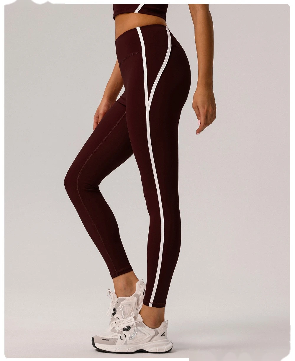 Customized European and American contrast high waist nude yoga pants ladies running fitness tight sports pants detail