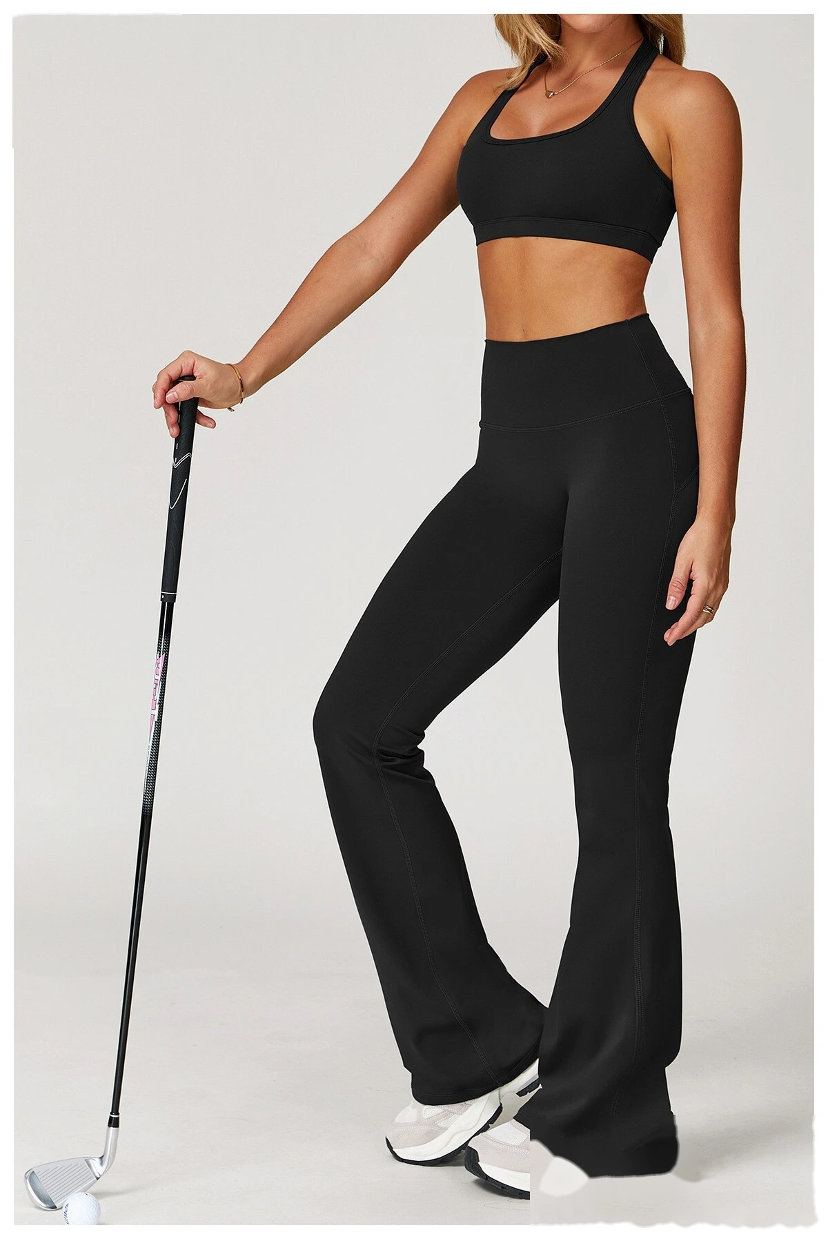 Soft and comfortable flared pants, wide legs and slim trousers, outdoor running and fitness pants detail