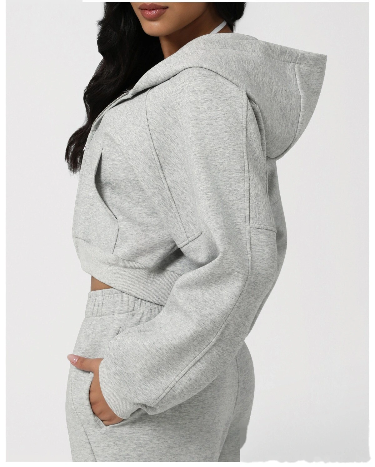 Custom hooded sporty casual sweatshirt, outdoor running fitness top, short-style yoga sweatshirt jacket detail