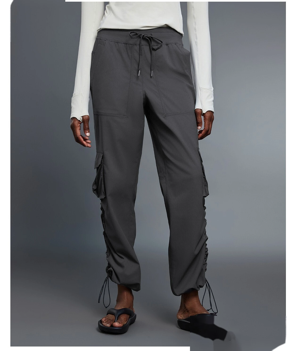 Women's Winter Casual Cargo Pants | Fleece-Lined Warmth, Loose Fit, Drawstring Cuff 2-Way Wear, Sports & Daily Use detail
