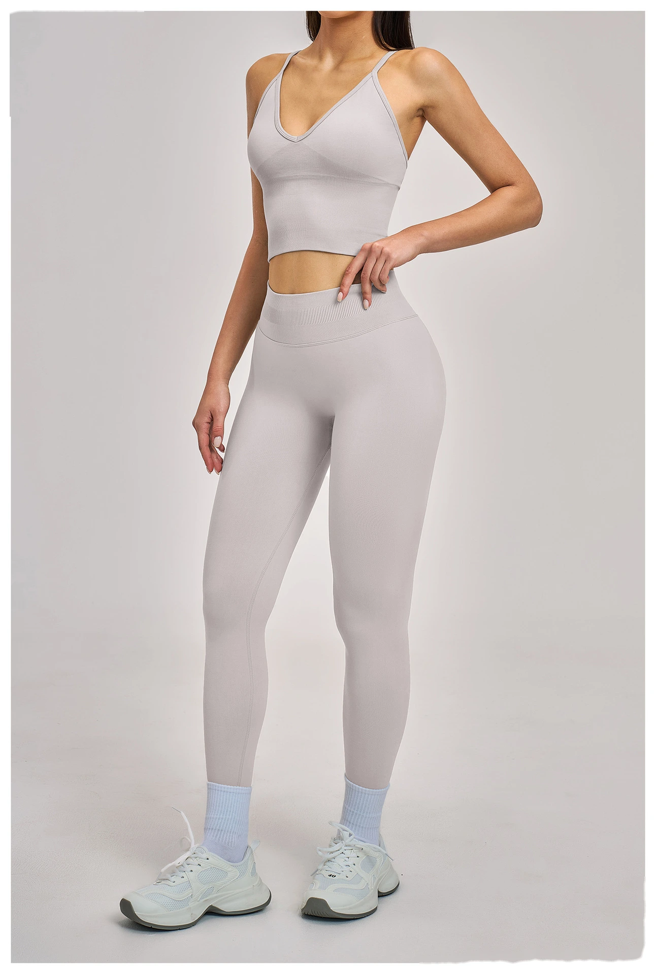 Custom Women’s Seamless 2 Piece Yoga Set Racerback Beauty Back Crop Top High Stretch Running Activewear detail