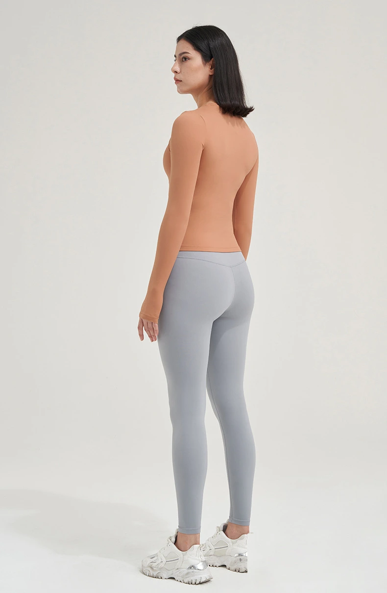 Customized yoga clothes women's running training quick-drying long-sleeved tops new fitness clothes detail