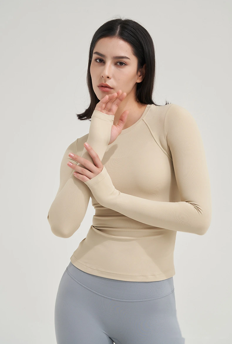 Customized yoga clothes women's running training quick-drying long-sleeved tops new fitness clothes detail