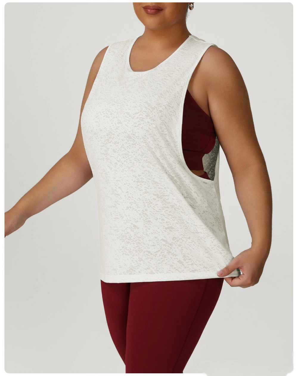Plus size sleeveless leisure sports shirt round neck breathable yoga vest running training blouse detail