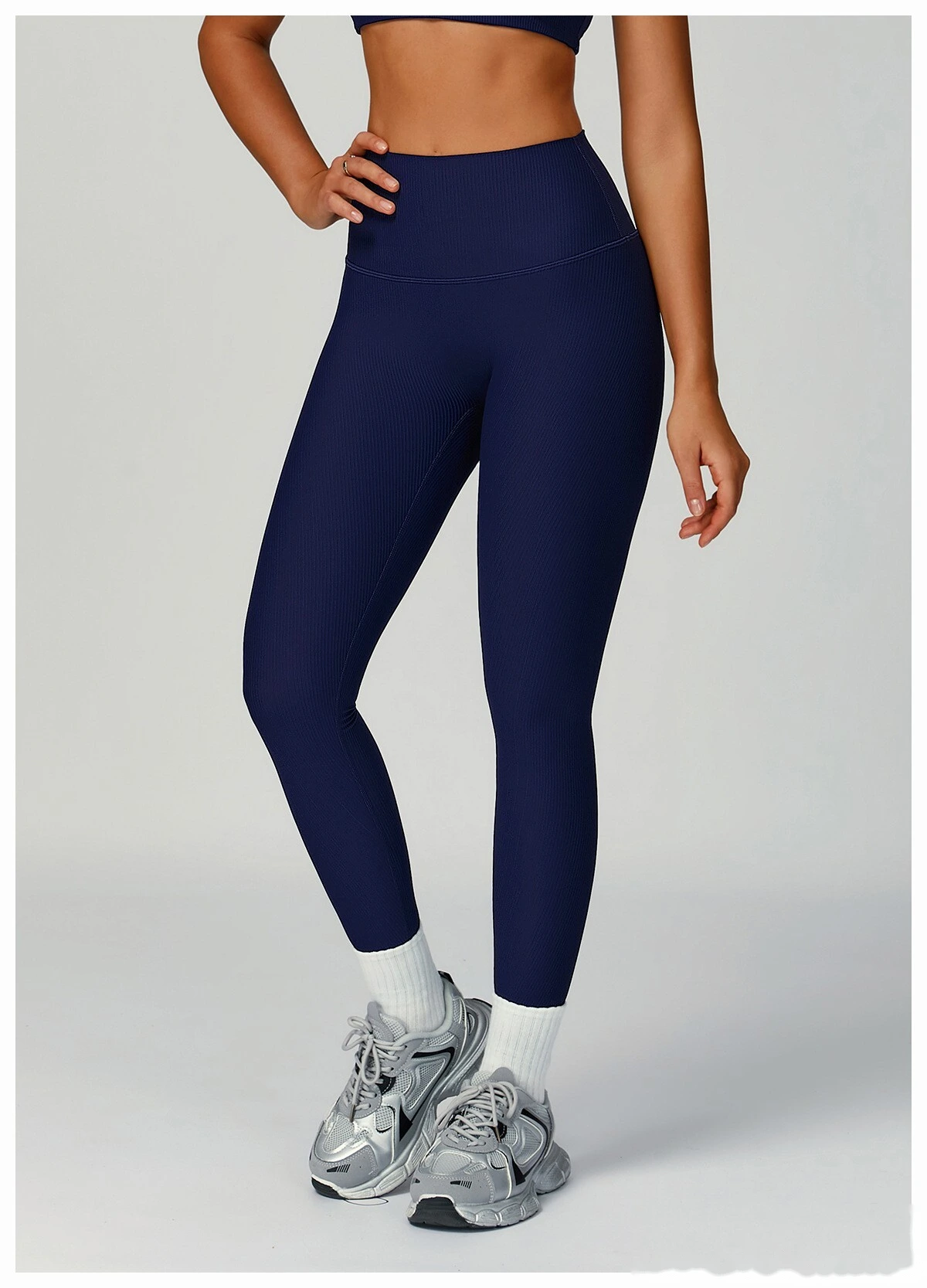 Threaded yoga pants, high waist, hips and slim tights, outdoor sports and running fitness clothes detail