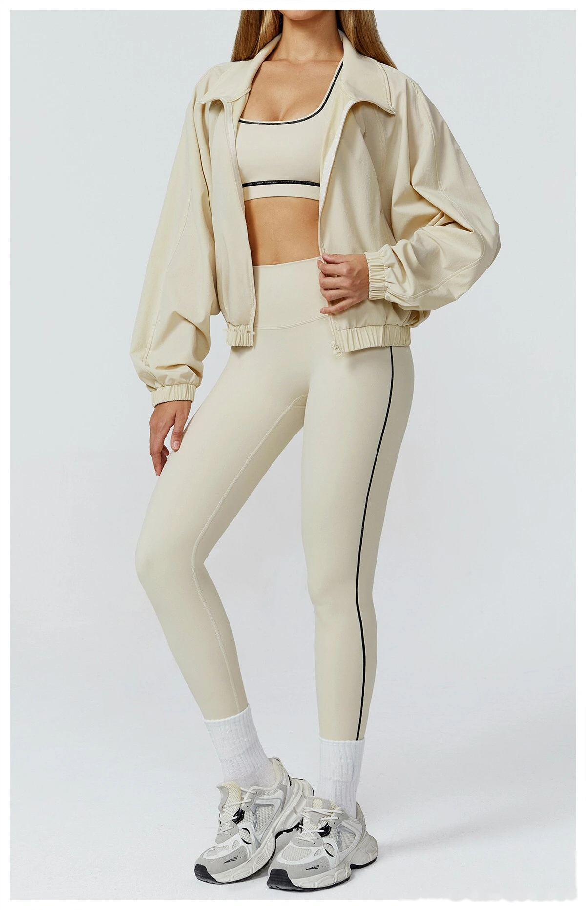 Custom-made stand-up collar sports coat women's windproof outdoor running fitness long-sleeved yoga clothing coat detail