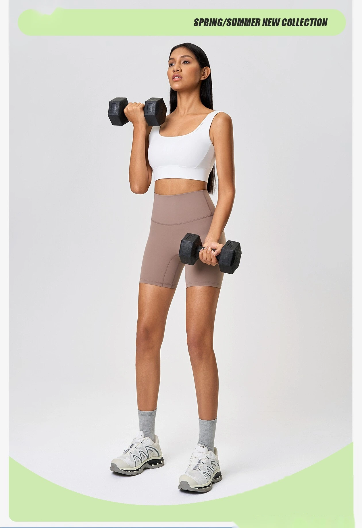 New shockproof gathered hollow back yoga bra nude skin-friendly semi-fixed cup sports bra detail