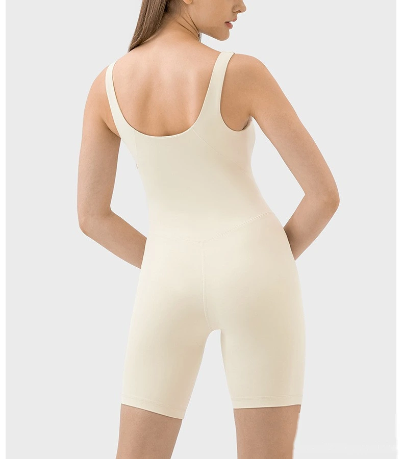 Double 6-shaped jumpsuit for women's abdomen and hip lifting yoga Pilates jumpsuit detail