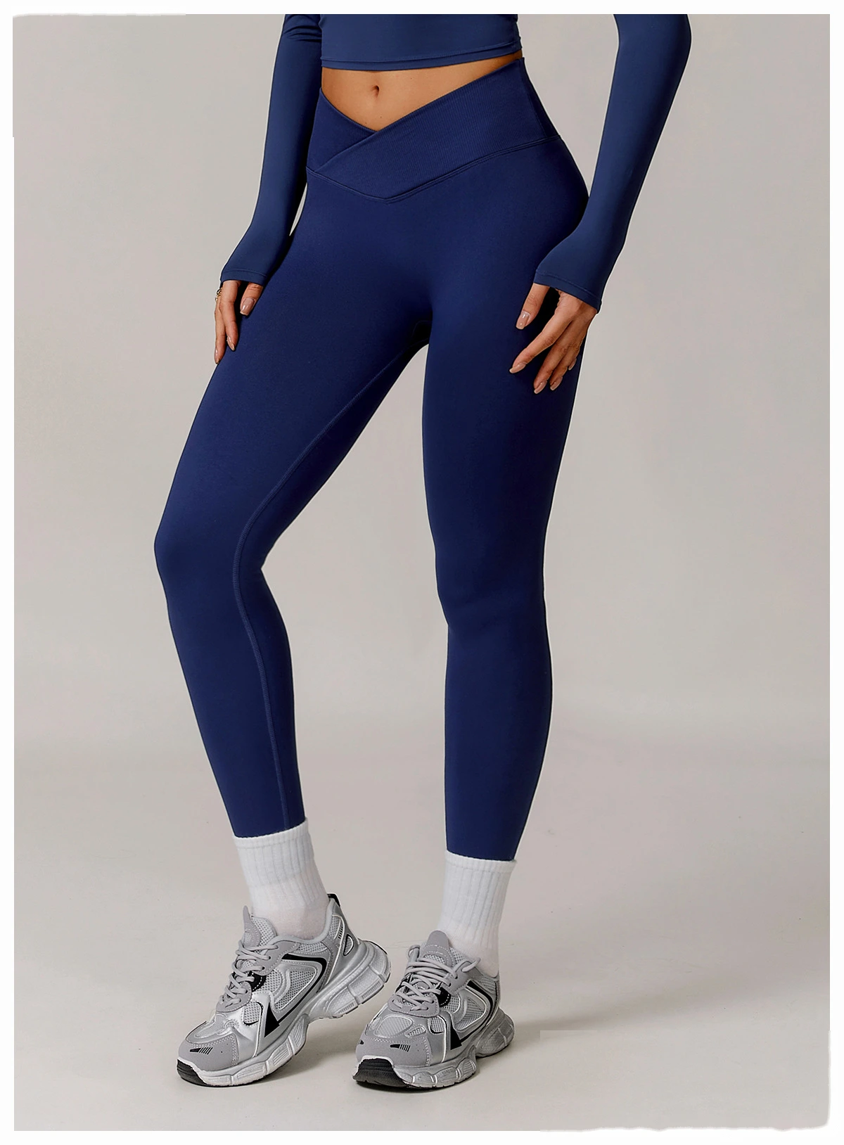 Europe and the United States hip seamless yoga pants cross high waist tights running fitness pants detail