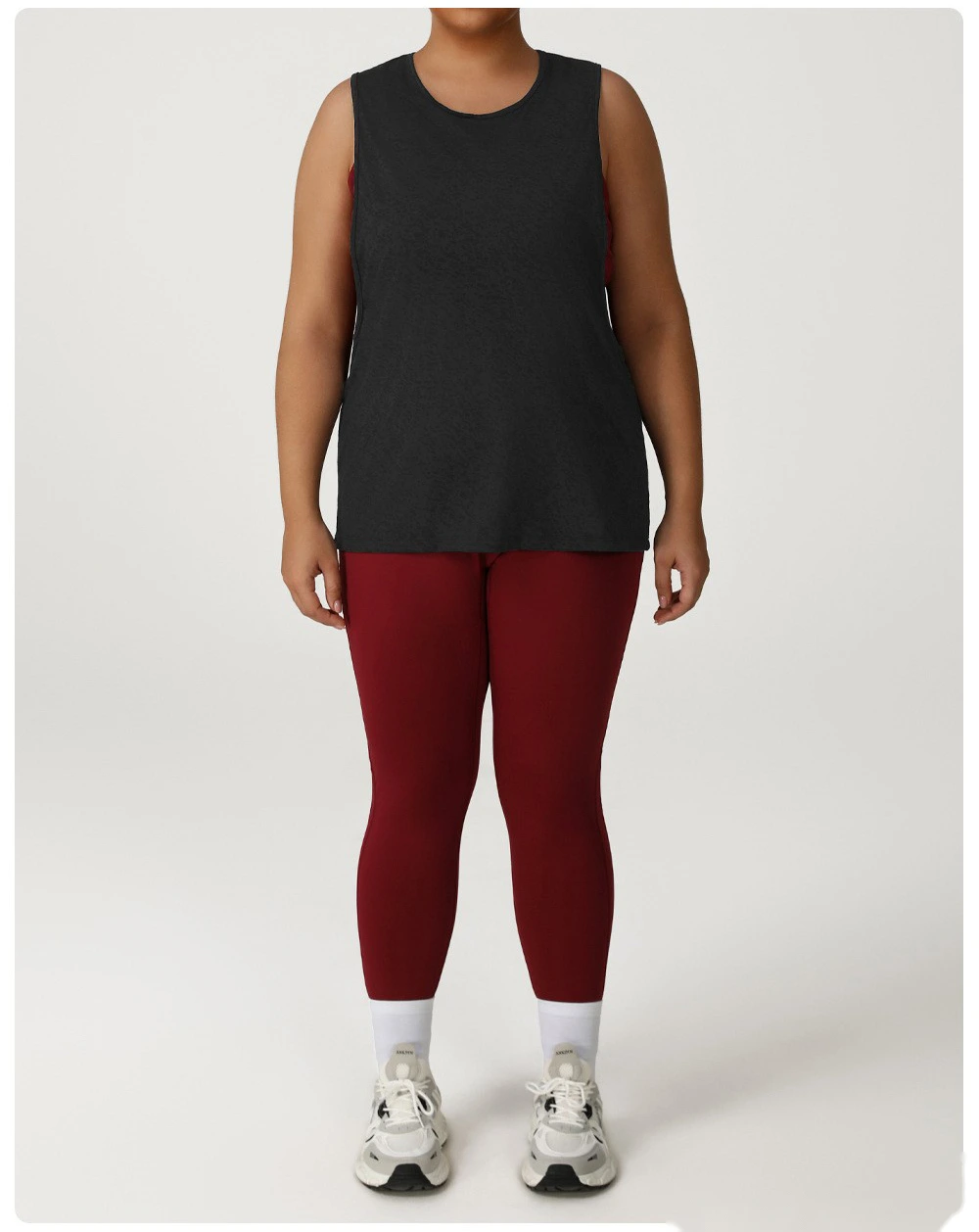 Plus size sleeveless leisure sports shirt round neck breathable yoga vest running training blouse detail