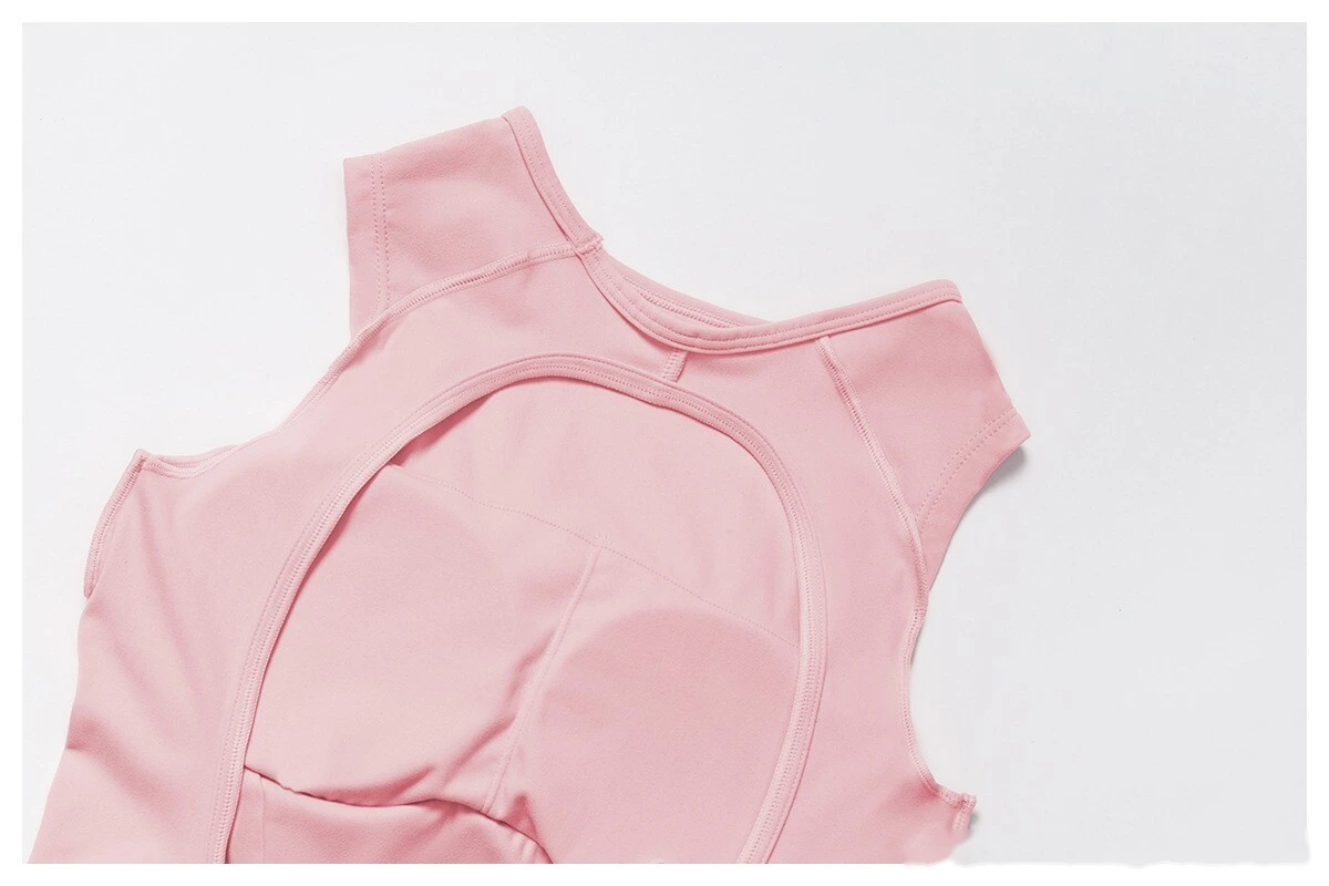 Customized one-piece yoga clothes with beautiful back fashion one-piece women's running fitness clothes detail