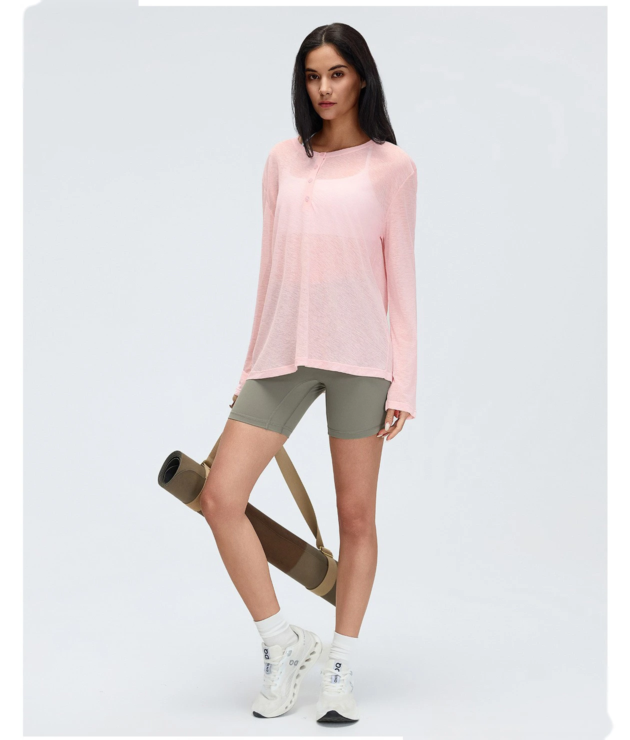 Loose Breathable Yoga Cover Up for Women, Long Sleeve Gym Top, Lightweight Casual Running Fitness T-Shirt detail