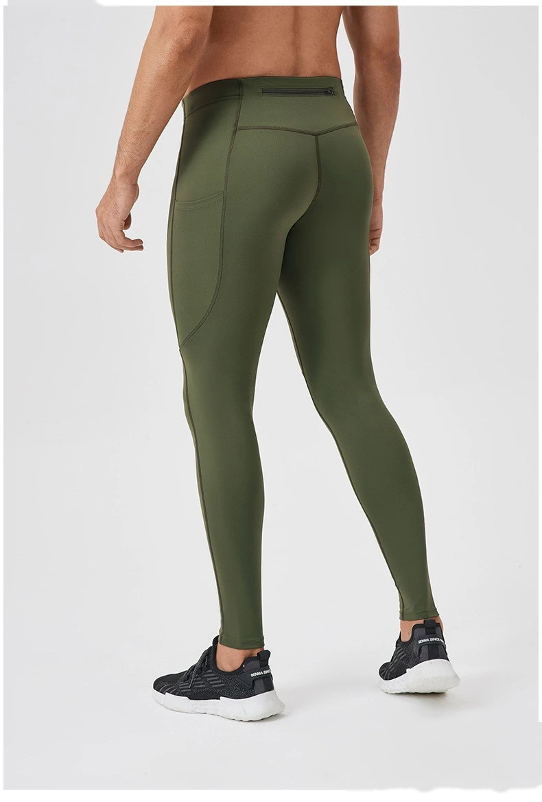 Customized men's yoga pants with high elasticity and tight fitness pants detail