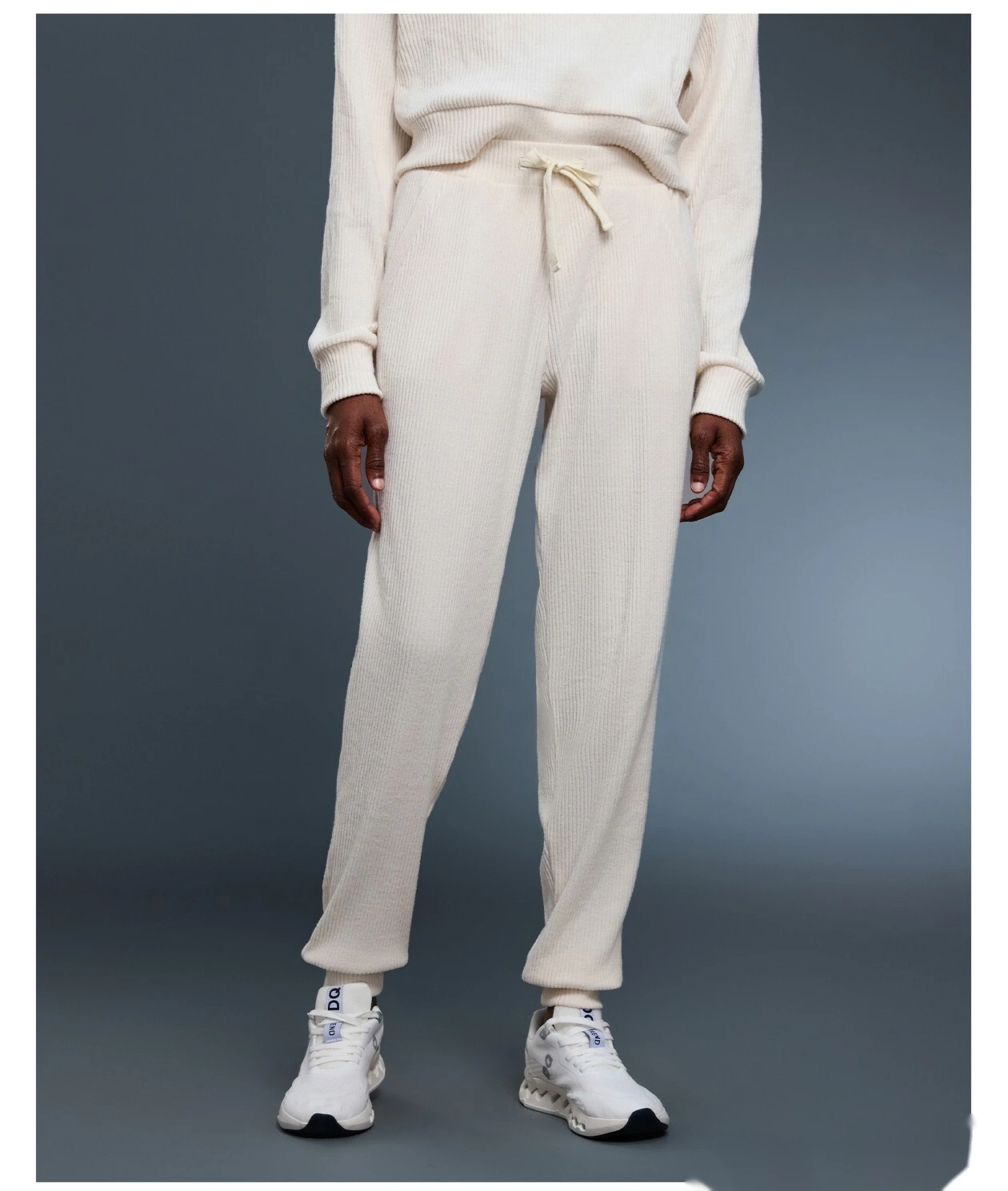 Customized high waist drawstring leg pants women's loose drape breathable casual pants running sweatpants detail