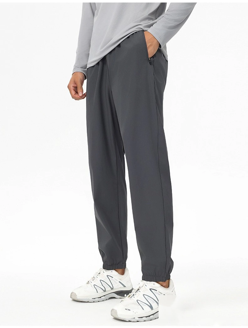 Customized nylon woven men's multi-pocket and multi-functional outdoor running quick-drying pants detail