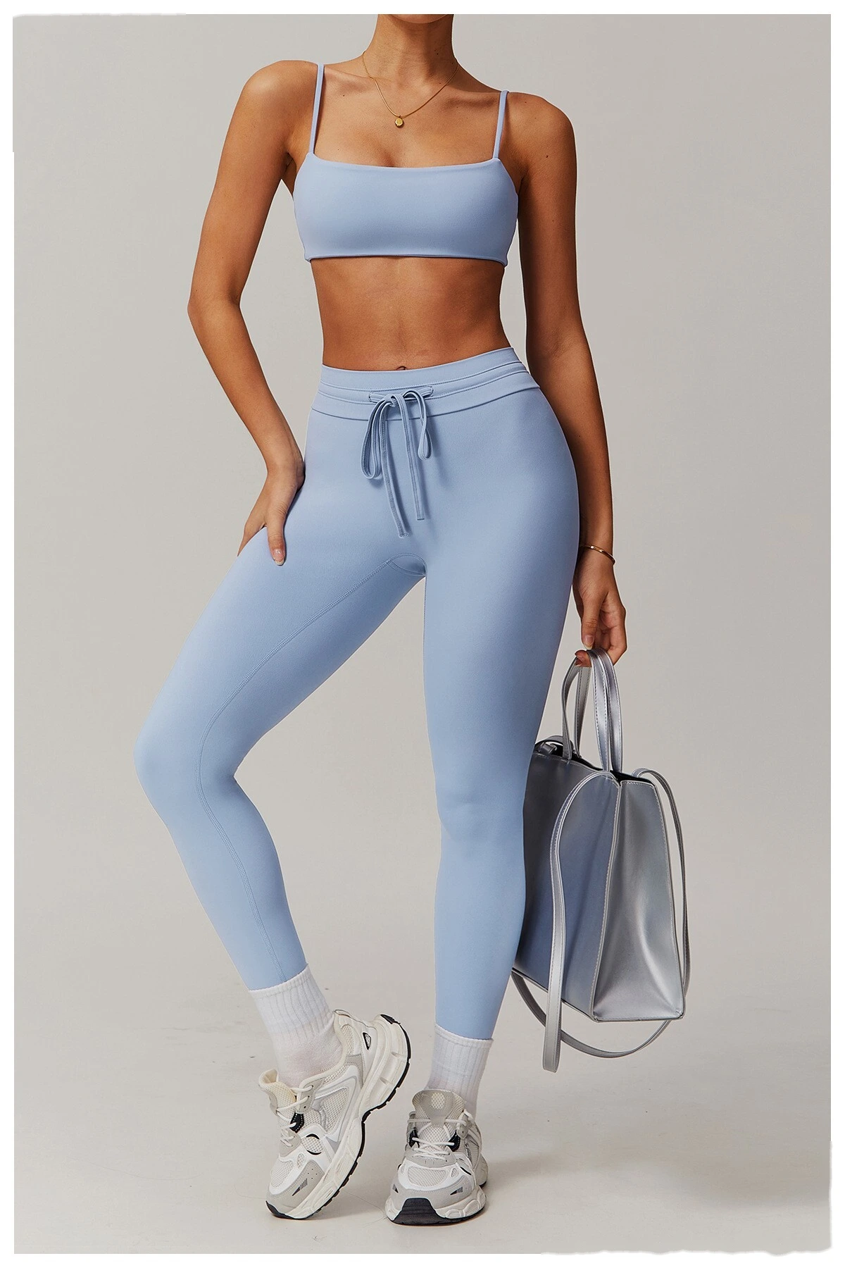 abdomen-lifting and hip-lifting fitness pants, and running pants with beautiful buttocks outside. detail