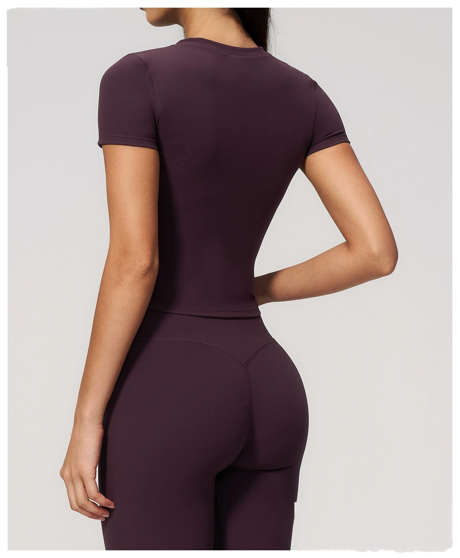 High elastic breathable yoga clothes short sleeves tight slim short sports leisure fitness Pilates T-shirt detail