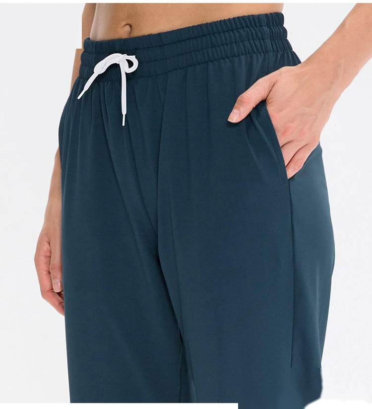 Custom sports pants women's running training yoga pants pocket leisure fitness leg pants detail