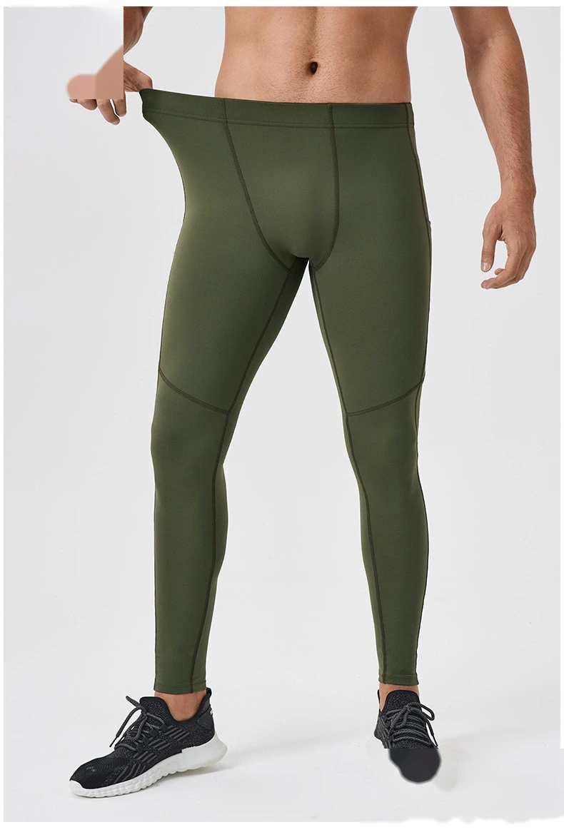 Customized men's yoga pants with high elasticity and tight fitness pants detail