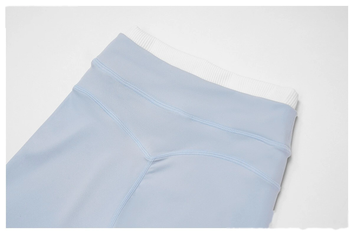 Customizable Naked-Feel Sports Shorts | Women's Contrast Ribbed High-Waist, Tight-Fit Yoga & Running Style detail